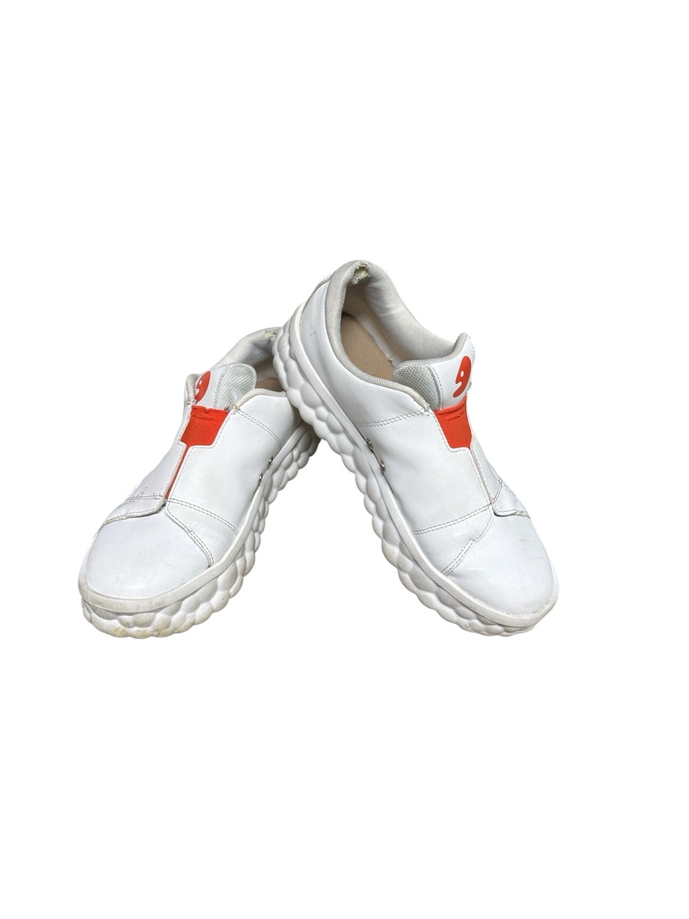 UIN Women’s Be With You Las Ramblas Travel Sneakers Size 9